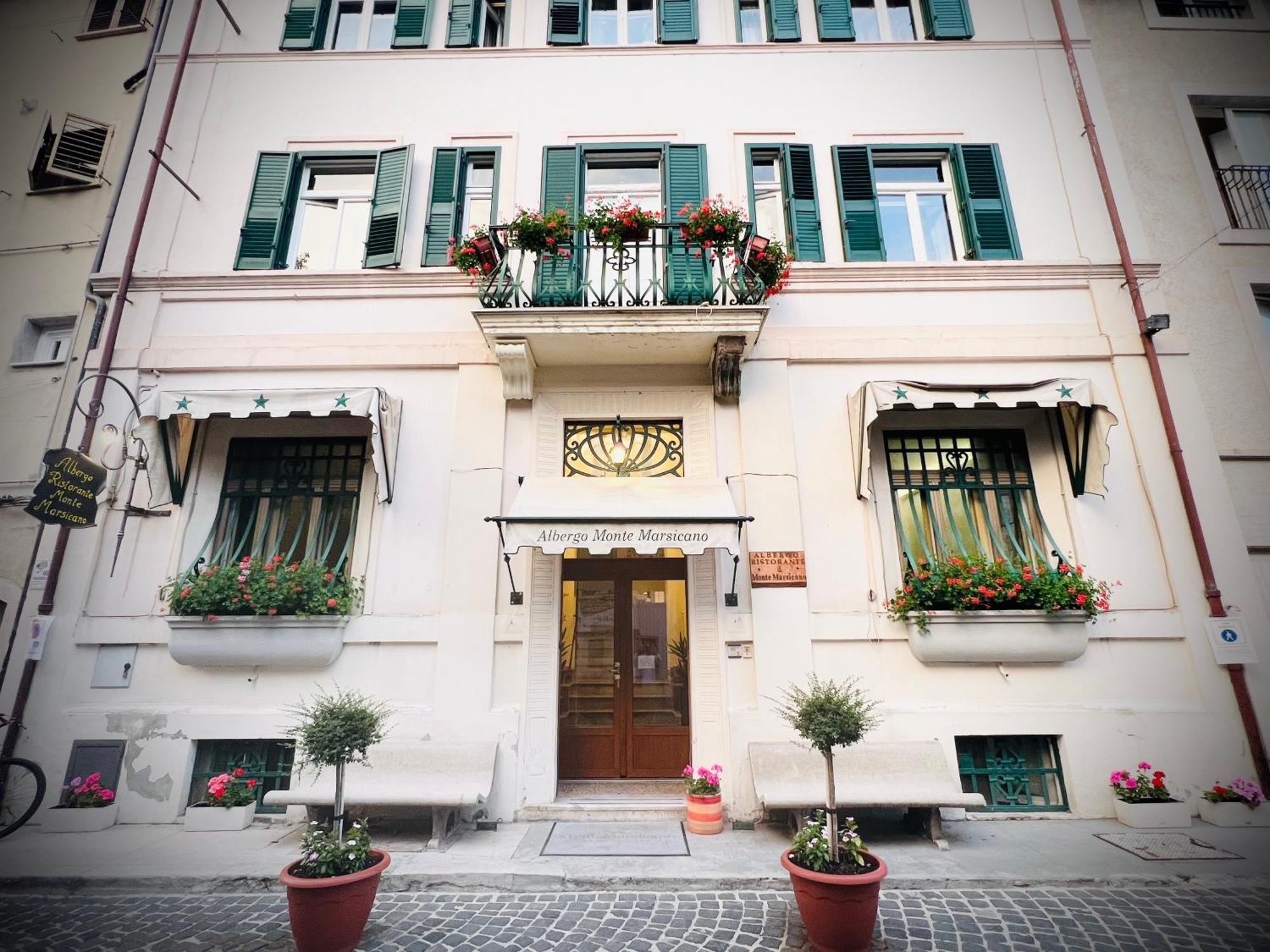 Monte Marsicano Hotel Pescasseroli Zewnętrze zdjęcie